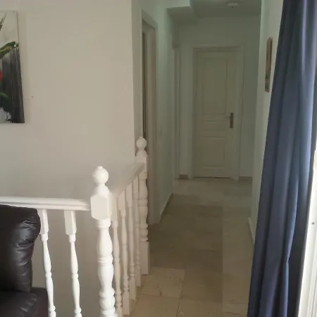 Lovely 2 Bedroom In *