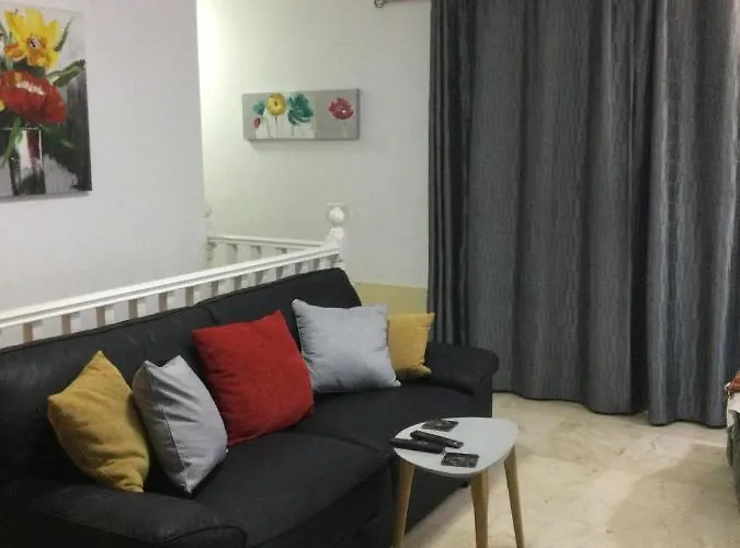 Lovely 2 Bedroom In *