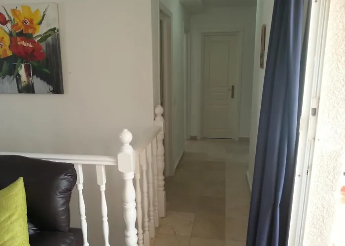 Lovely 2 Bedroom In *