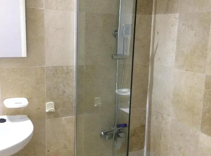 Lejlighed Lovely 2 Bedroom In