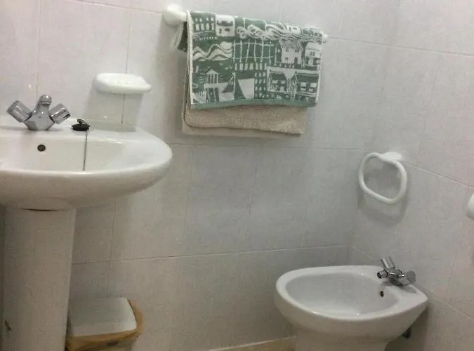 Lovely 2 Bedroom In Lejlighed Caleta De Fuste